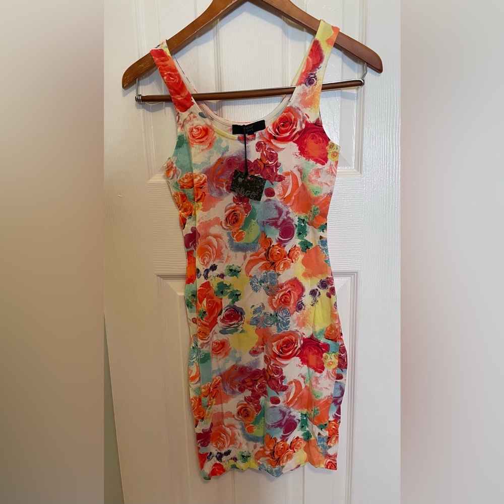 Nwt flower print dress